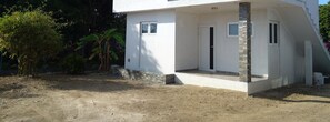 Exterior - Yolo Apartment     3 (Willemstad)