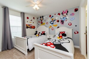 6 chambres, fer et planche à repasser, accès Internet, draps fournis