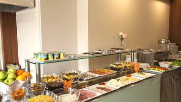 Desayuno buffet incluido todos los días