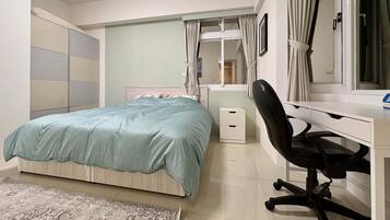 3 bedrooms, desk, iron/ironing board, travel cot