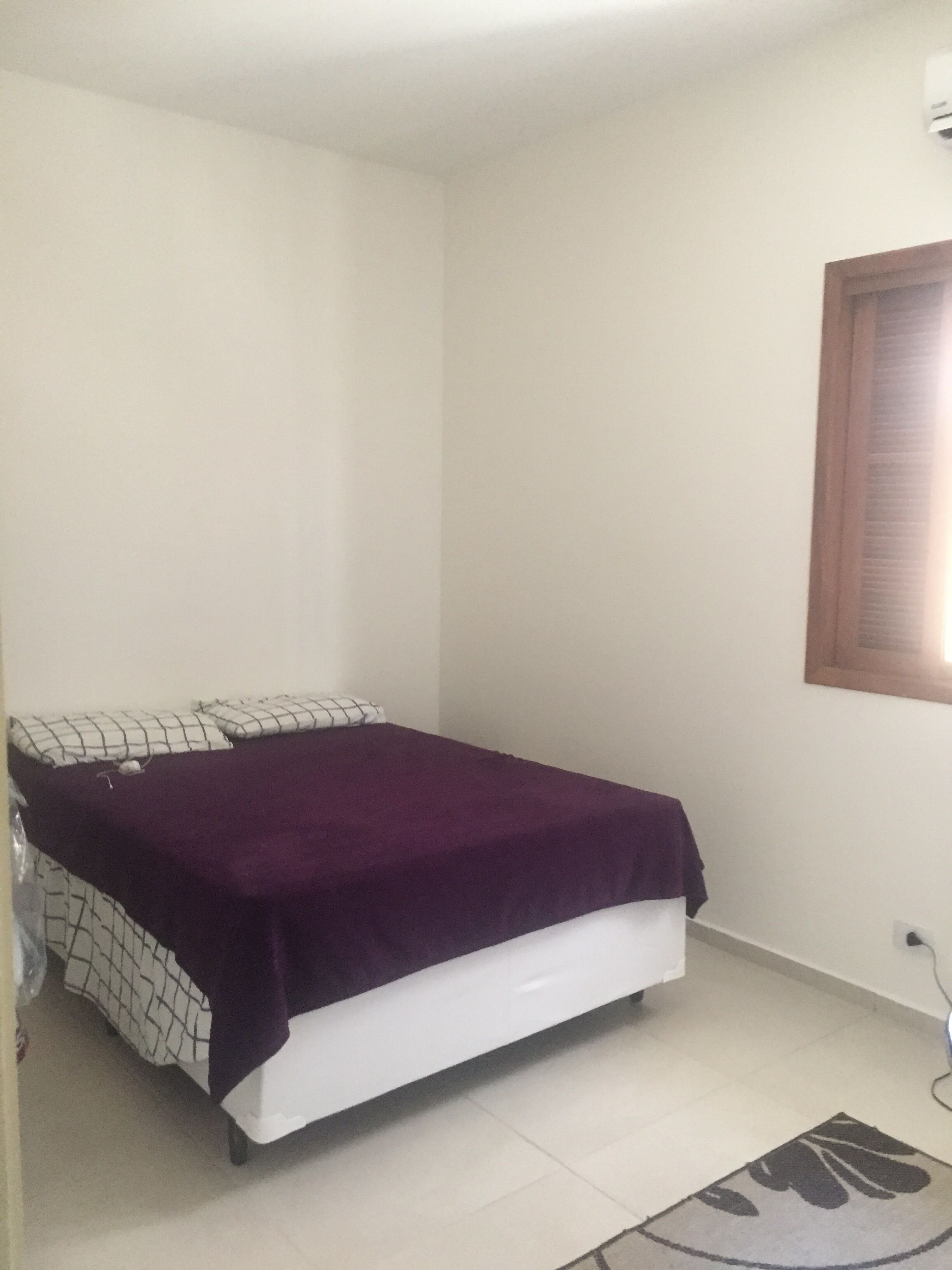 4 slaapkamers, een strijkplank/strijkijzer, wifi, rolstoeltoegang