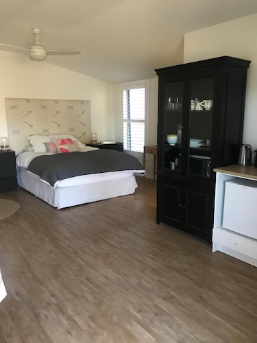 Studio Farm Guest House