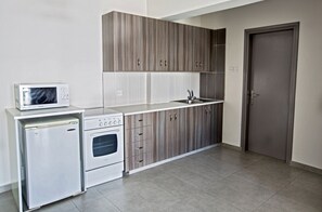 Fridge, microwave, oven, stovetop - You will Love This Luxury 1 Bedroom Holiday Villa in Ayia Napa with Private Pool (Ayia Napa)