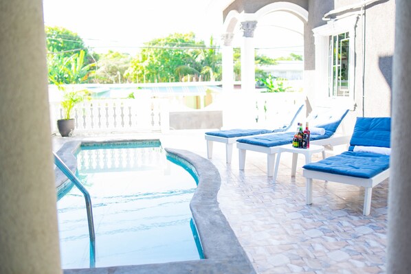 Pool - 4bd-4.5 bt! Ocean view, with Pool! Fully AC! (Sandy Bay)