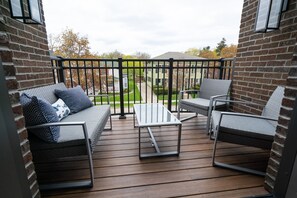 Terrace/patio - 307 Franklin Row (Grand Haven)
