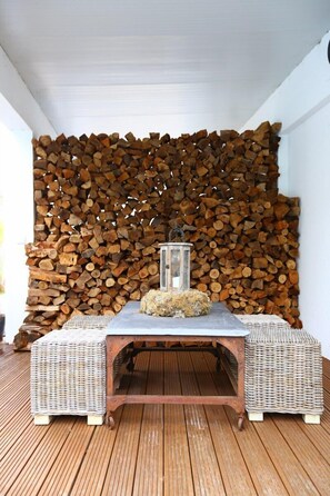 Outdoor dining - Villa Africa Chic Luxury retreat with private pool (Quinta do Anjo)