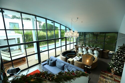 Villa Africa Chic Luxury retreat with private pool