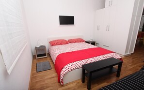 1 Schlafzimmer, Bügeleisen/Bügelbrett, kostenloses WLAN, Bettwäsche
