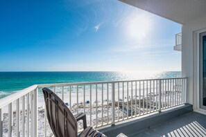 Property grounds - Inn at Crystal Beach 602 * July Early Booking Discounts (Destin)