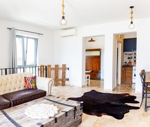 Chambre Duplex Deluxe, 3 chambres, vue sur la mer (Minta) | Rideaux d’obscurcissement, système d’insonorisation