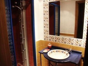 Hair dryer, towels, toilet paper