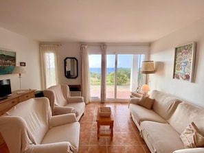 TV, offices - Villenpark Playa Arena - House Tanderei (Lloret de Mar)