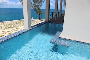 Outdoor pool - High-end New Home - Large PRIVATE Pool, Snorkeling, Cliff Jumping, Kayaks & SUP (Eleuthera)