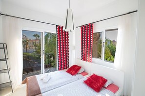 3 habitaciones, tabla de planchar con plancha, internet y ropa de cama 