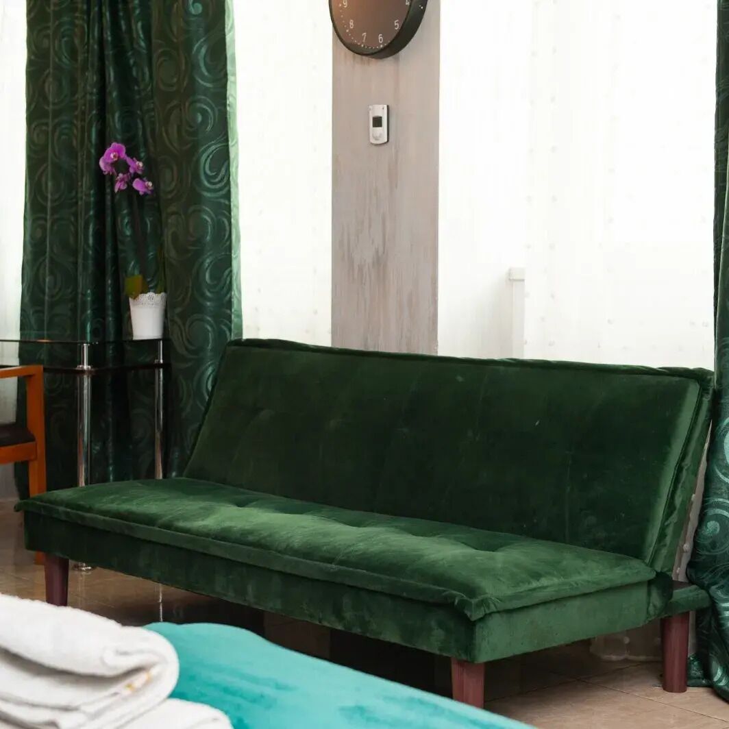 Standard Triple Room | Hypo-allergenic bedding, individually decorated, individually furnished