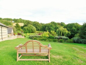 Property grounds - Luccombe Farm - Lavender Cottage (Blandford)