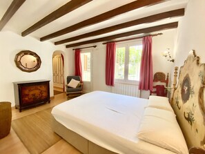 2 bedrooms, Internet