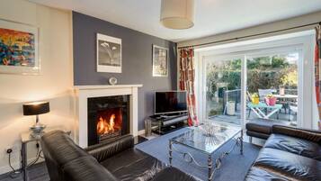House, Multiple Beds | Interior