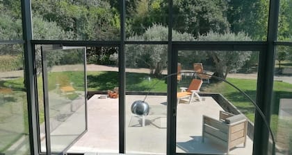 L'Orangerie - Villa with private indoor swimming pool and hammam