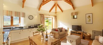 Excellent converted barn in historic castle of Caerhays on the South Cornish Coast