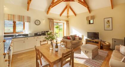Excellent converted barn in historic castle of Caerhays on the South Cornish Coast