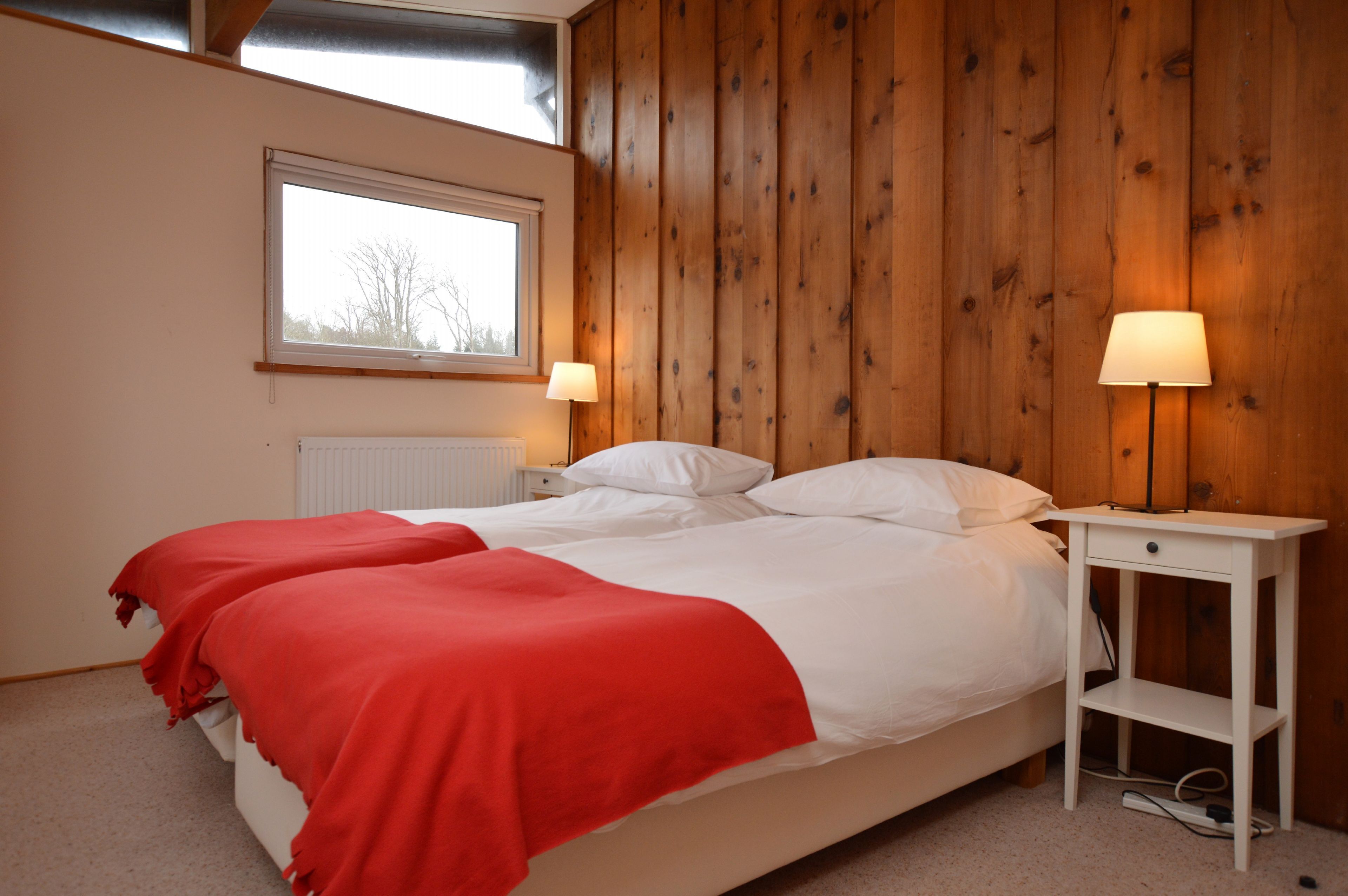 3 soverom, strykejern/-brett, wi-fi og sengetøy