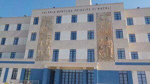 A building with the inscription "Colonia Montana Principe di Napoli" and a relief sculpture on the facade. - Nice apartment on the Amalfi Coast and close to the Path of the Gods (Pianillo)
