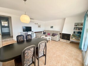 TV - Villenpark Playa Arena House Mar (Lloret de Mar)