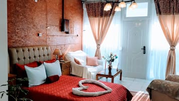 1 bedroom, iron/ironing board, bed sheets