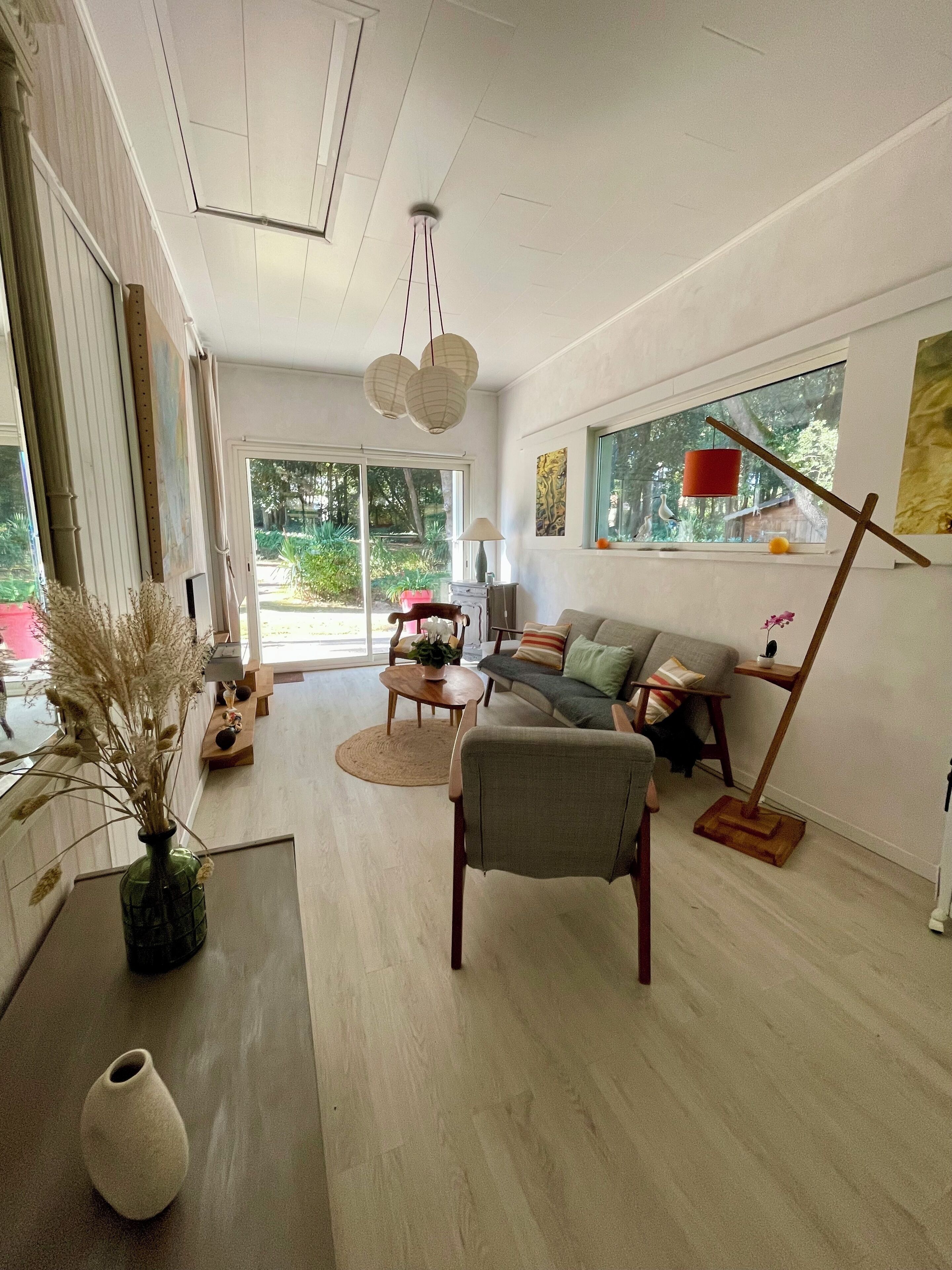 Télévision, cheminée