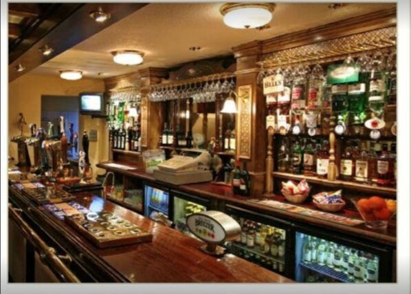 Bar (en la propiedad)