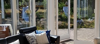 Newer cottage with 3 bedrooms and loft - 150m to the beach - hottub