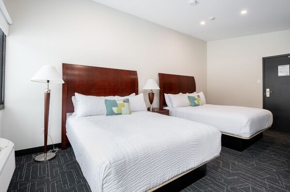 Soundproofing, free WiFi, bed sheets