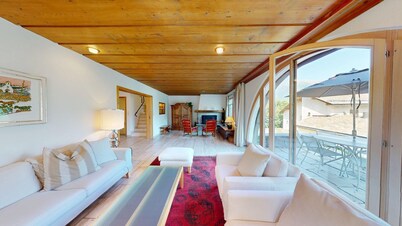 Authentic semi-detached holiday home in a quiet location on the outskirts of Cel