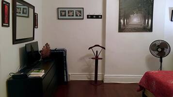 Justice Tower 1 | Individually decorated, individually furnished, iron/ironing board