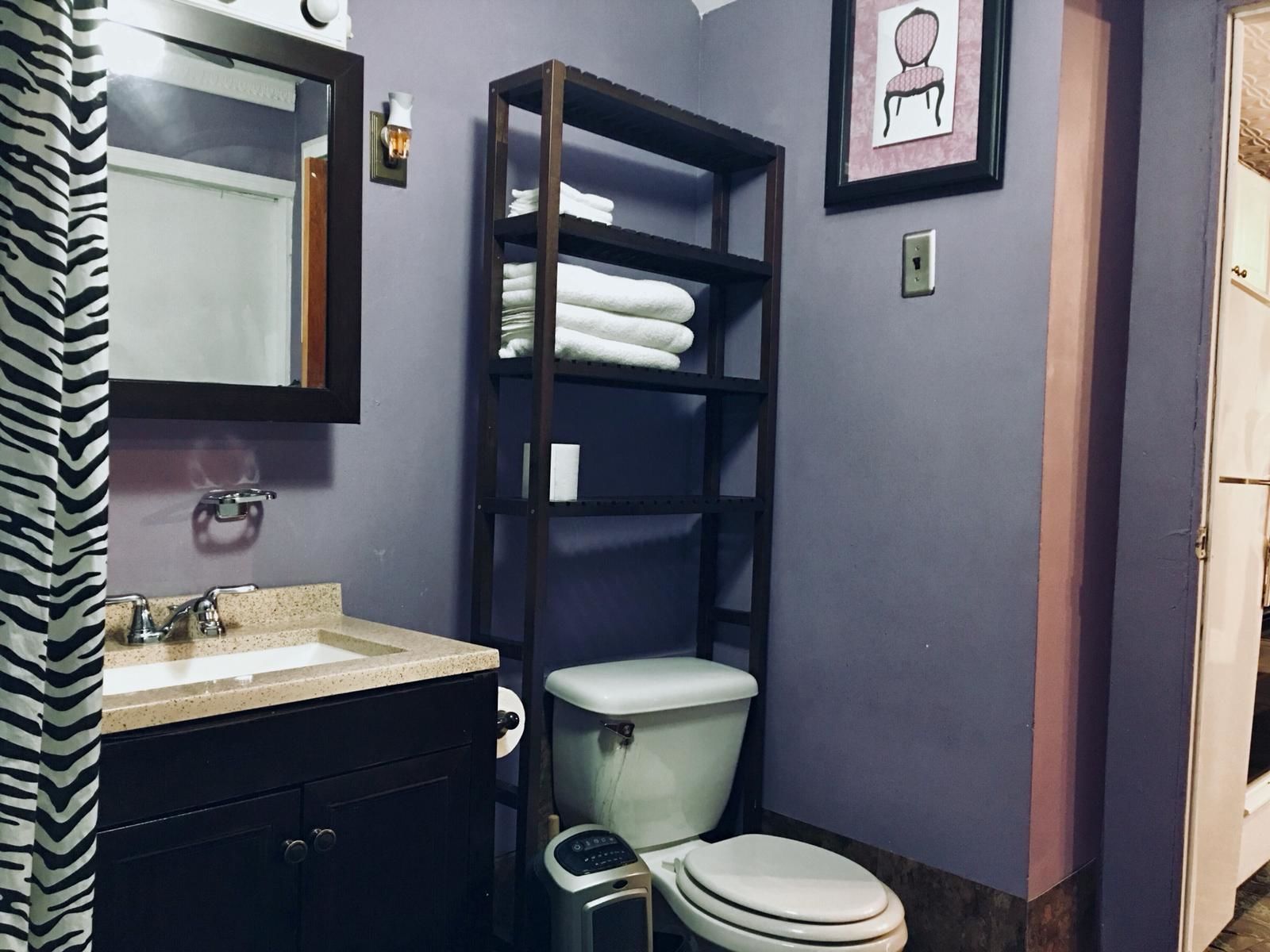 Traditional Apartment, Multiple Beds | Bathroom | Hair dryer, towels