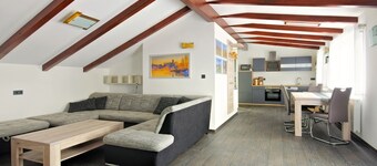 Appartamento moderno con molto spazio per 4 persone