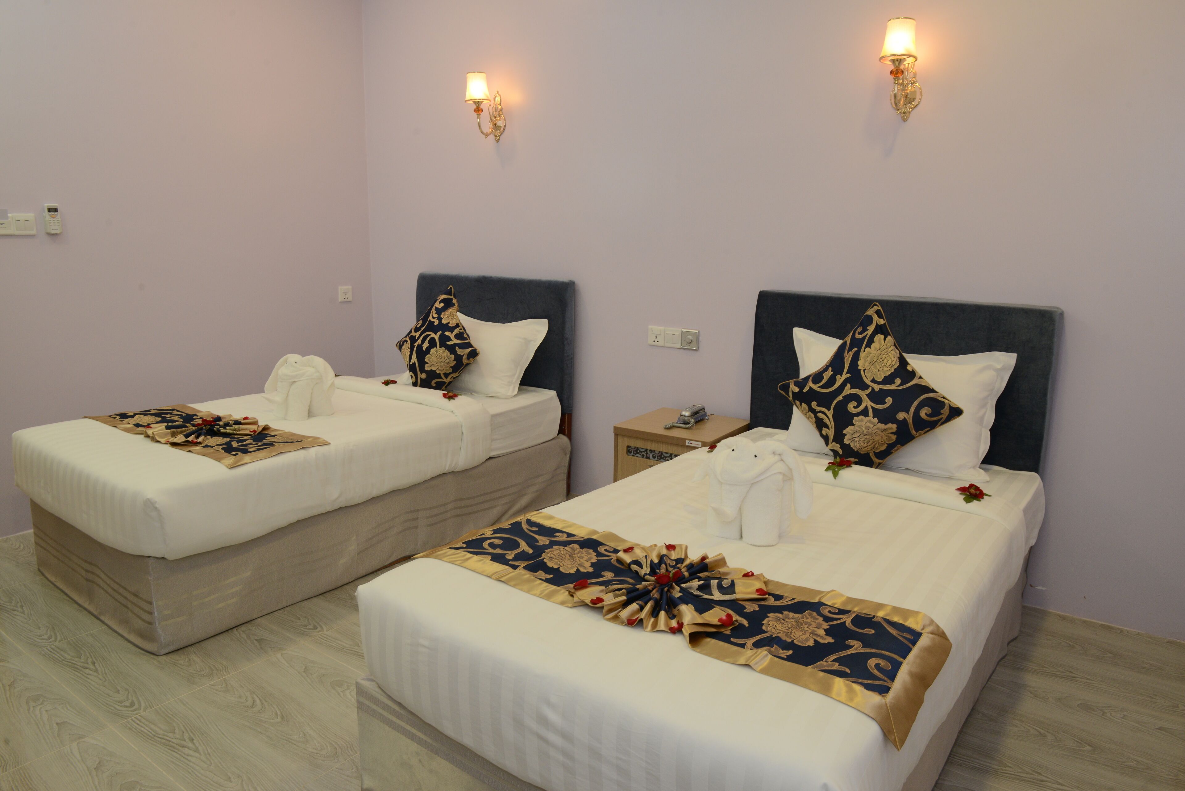 ツインルーム | デスク、可動式ベッド、WiFi (無料)