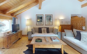 تلفزيون، مدفأة، ستيريو