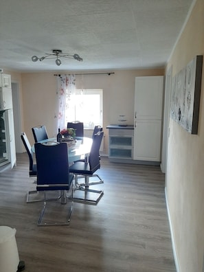 Dining - Apartment with a view, a place to unwind  (Brilon)