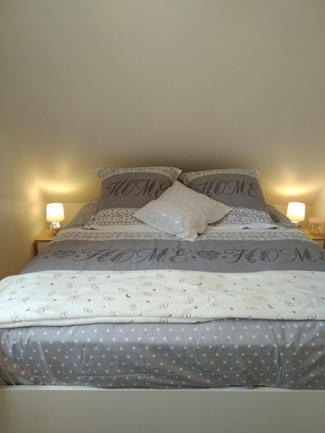 2 chambres, fer et planche à repasser, draps fournis