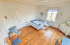 2 bedrooms, free WiFi