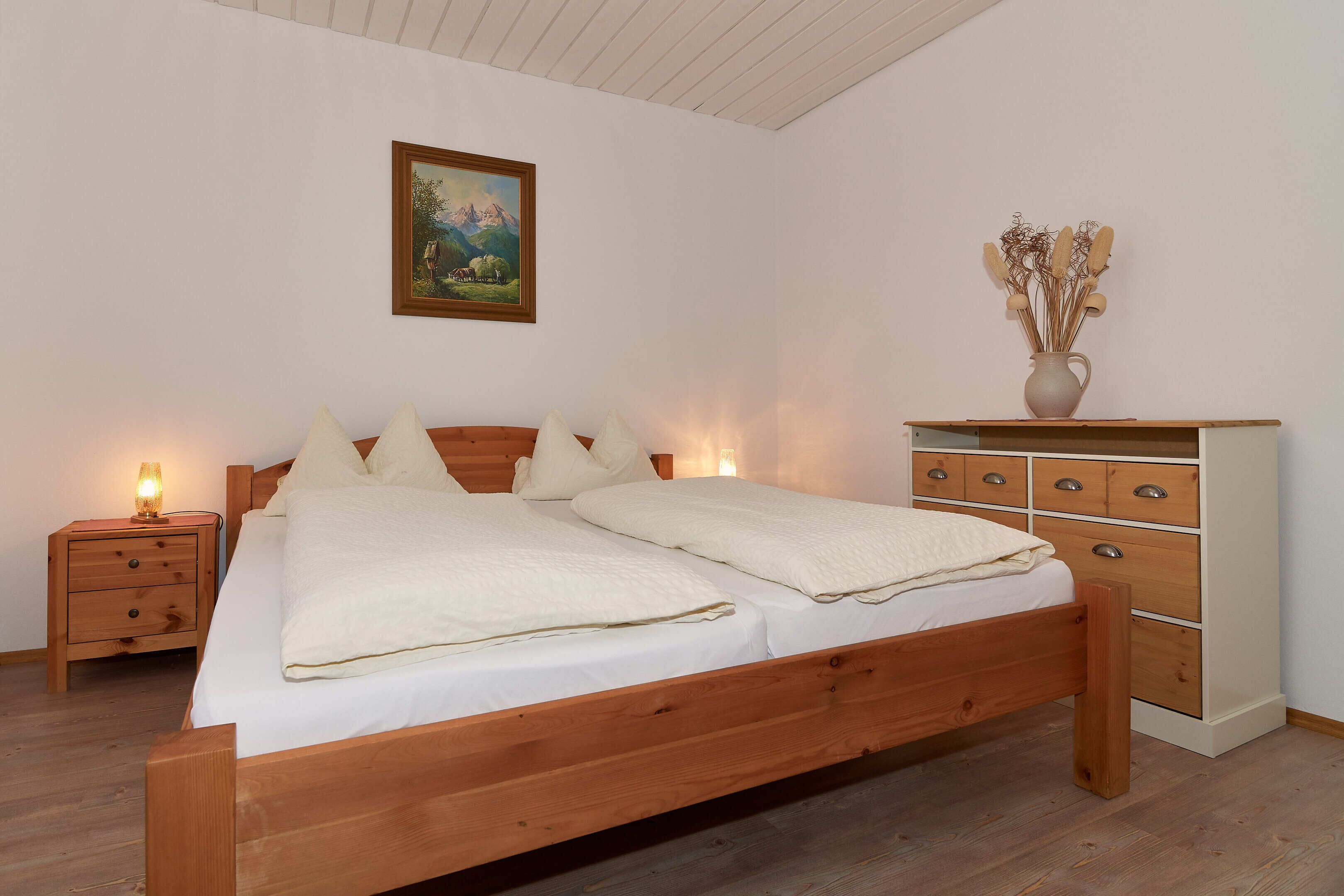 1 bedroom, internet, bed sheets