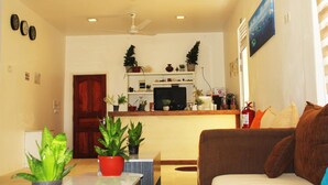 Living area - Luxury Beach Maldives (Guraidhoo)