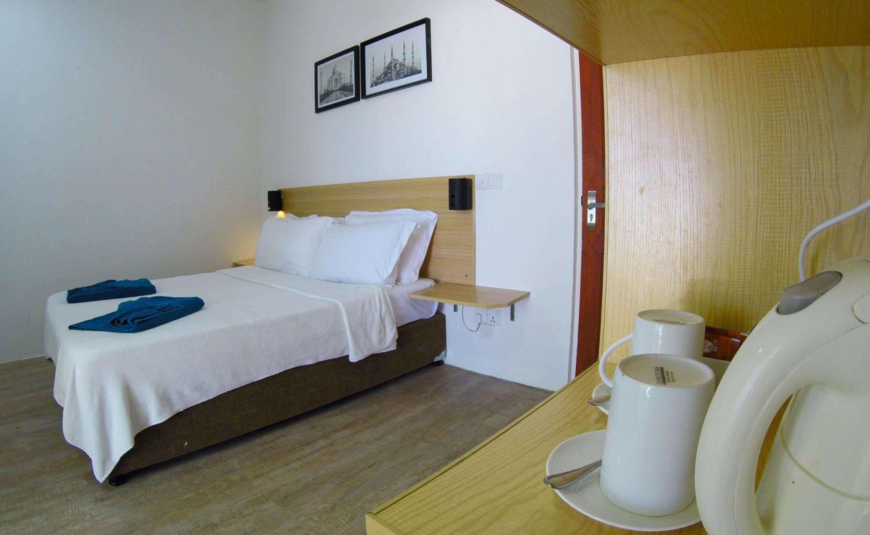 Desk, free WiFi, bed sheets