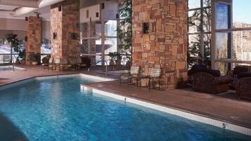 Piscine couverte, piscine chauffée