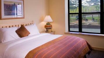 1 bedroom, iron/ironing board, internet, wheelchair access