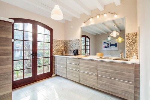 Villa LA DRYADE pour 8 personnes avec jardin boisé à 800m des plages de Seignosse. Wifi gratuit.