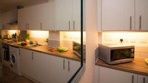 Apartment, Multiple Beds (Apartment 1) - Above Bar Apartments (Southampton)