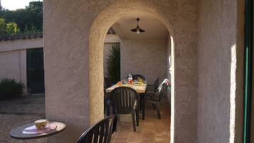 Restauration extérieure